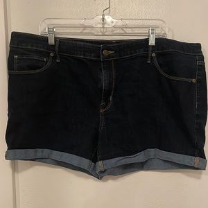 Ava & Viv Midi Denim Shorts - 22W